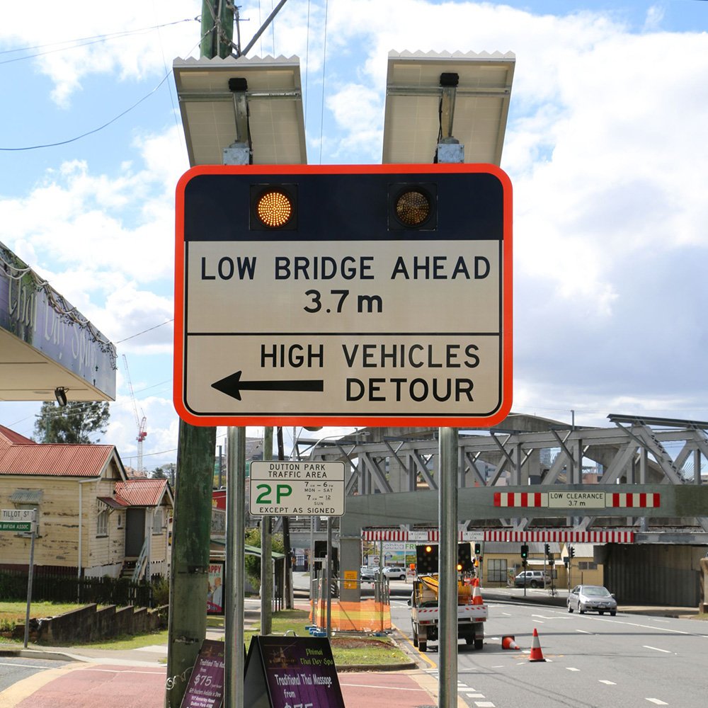 LED enhancement Low Bridge Road Sign