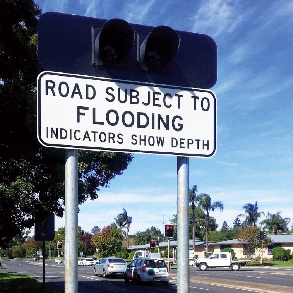 Enhanced Static Road Signs - Intelligent Traffic Systems